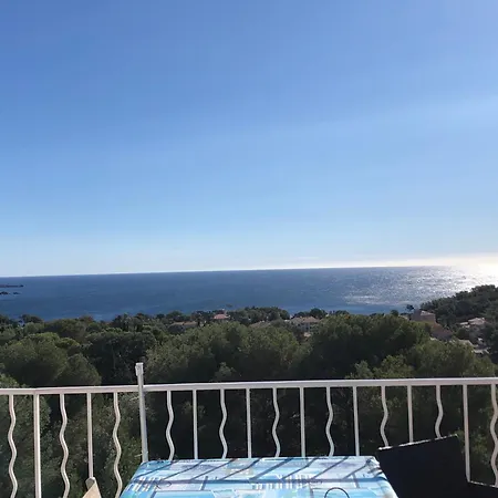 Apartment Cap Esterel Magnifiquement T3 Saint-Raphael (Var)